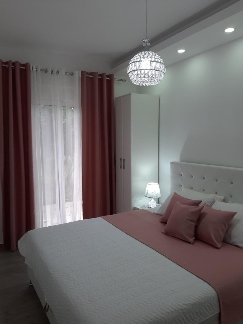 Apartments Pepdjonovic Улцин Екстериор снимка