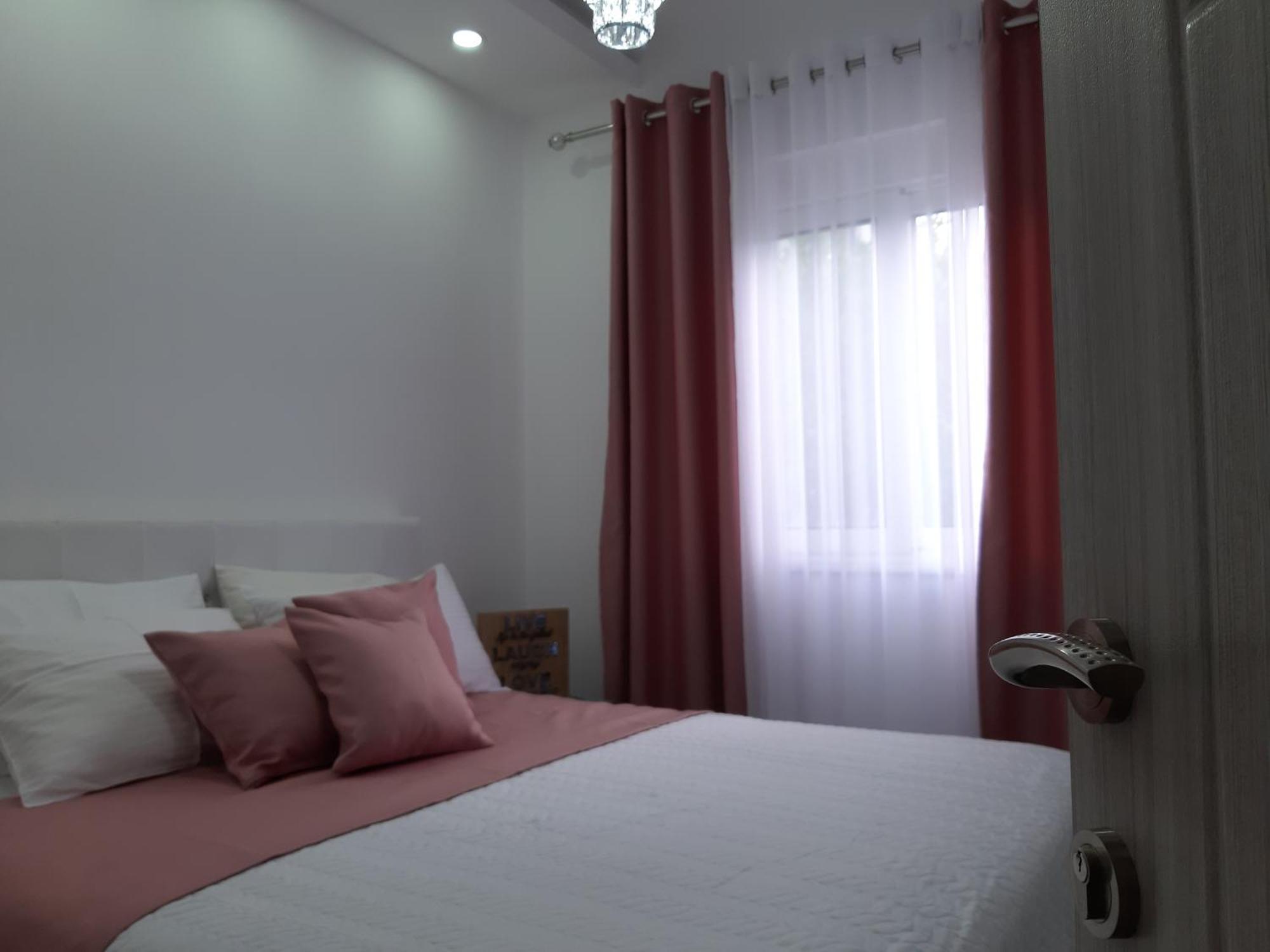 Apartments Pepdjonovic Улцин Стая снимка