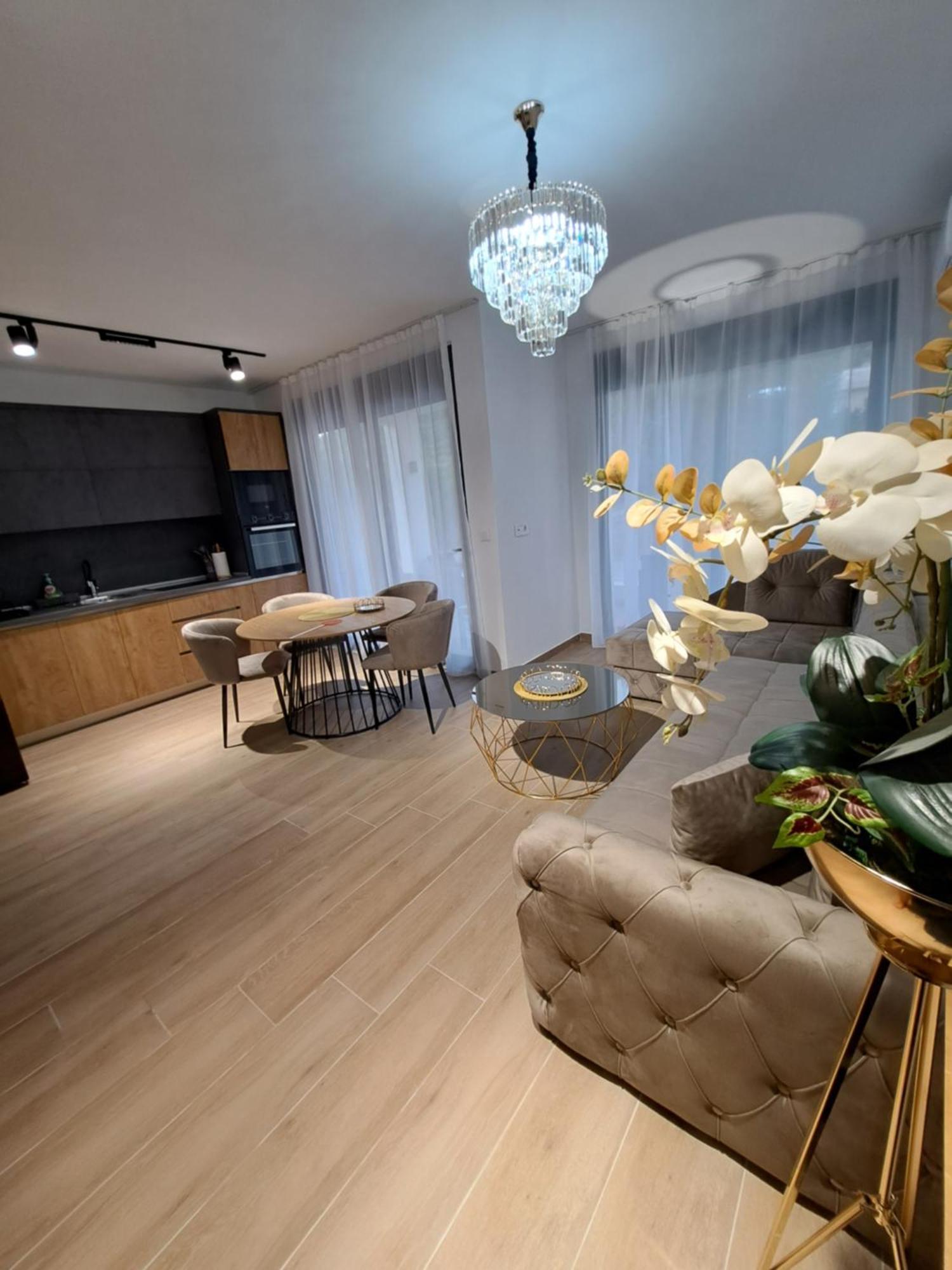 Apartments Pepdjonovic Улцин Екстериор снимка