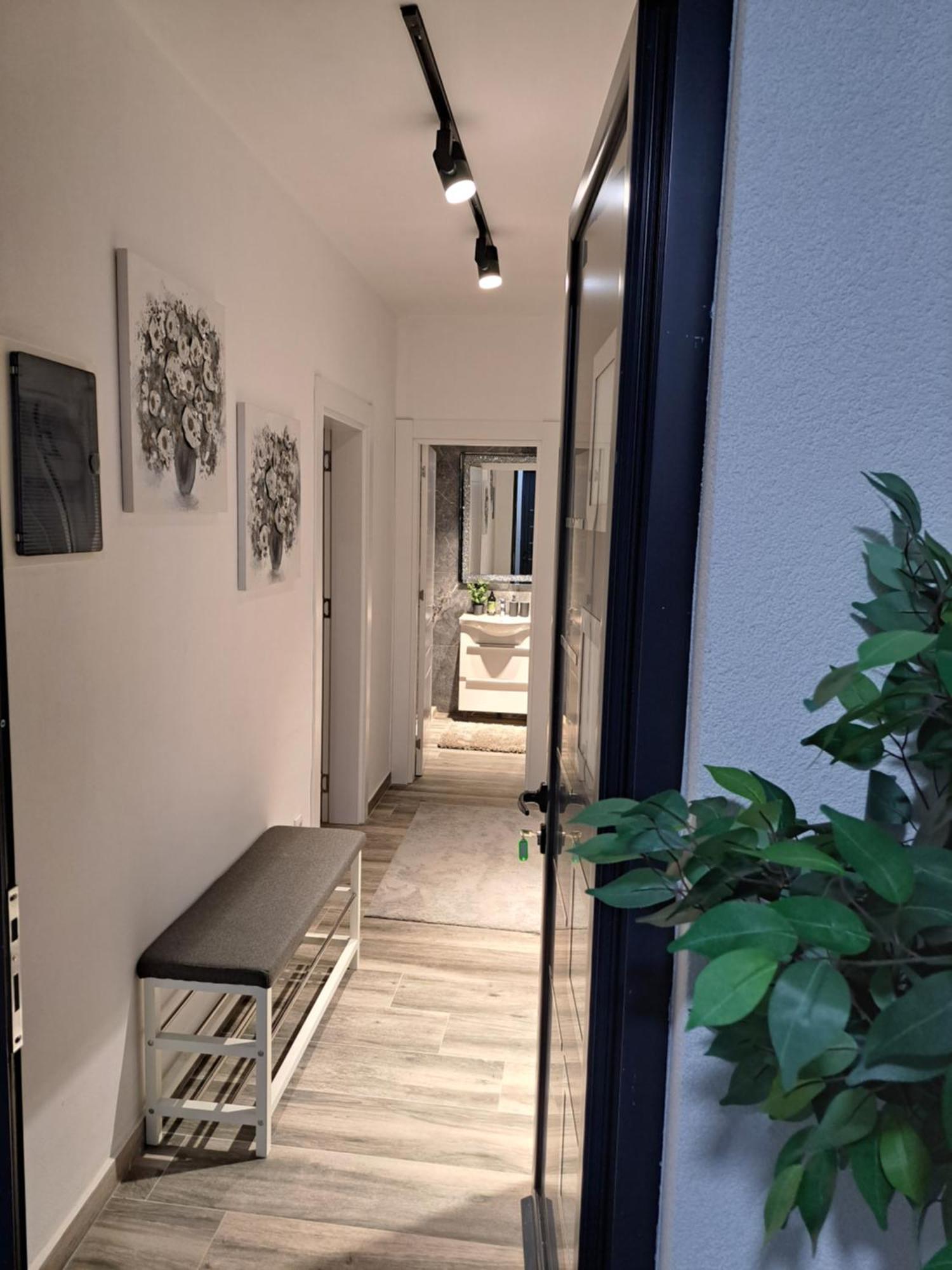 Apartments Pepdjonovic Улцин Екстериор снимка